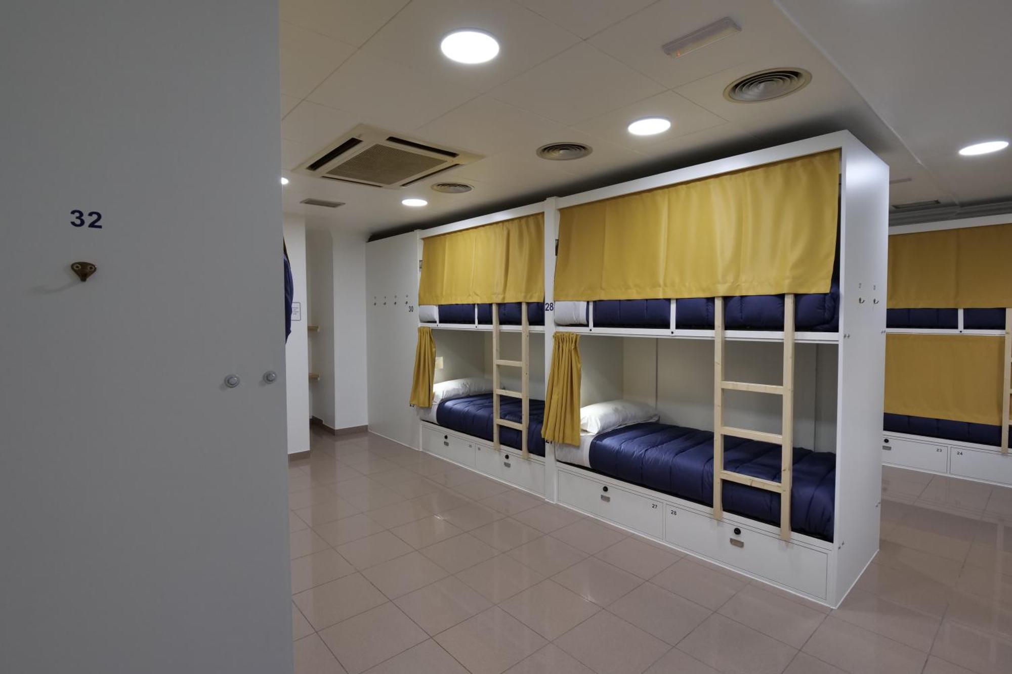 Casucho Da Peregrina Hostel Porrino Luaran gambar